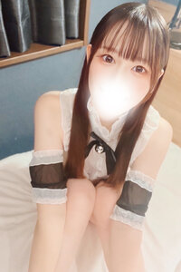 嶌津しおり